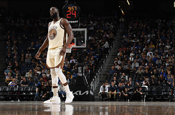 勇士近7战追梦出战时5战全败！此役仅4分正负值-18 球队将3连客|快船|俄克拉荷马雷霆队|德拉蒙德-格林|休斯敦火箭队|NBA常规赛_新浪体育_新浪新闻